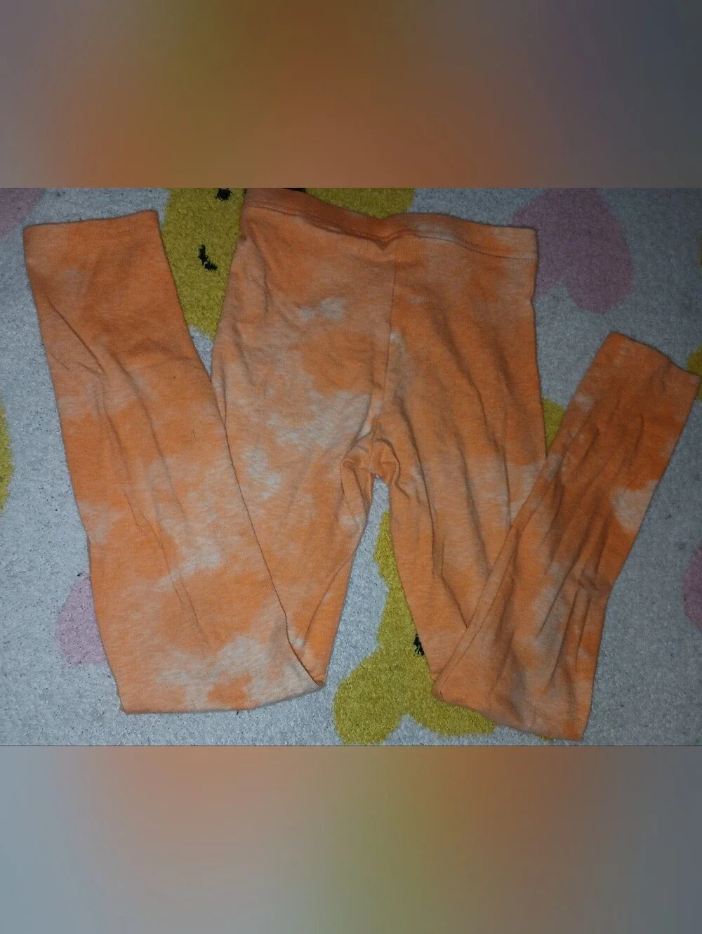 Pre-loved Gilr's Old Navy Orange Tie-Dye Kids Leggings.